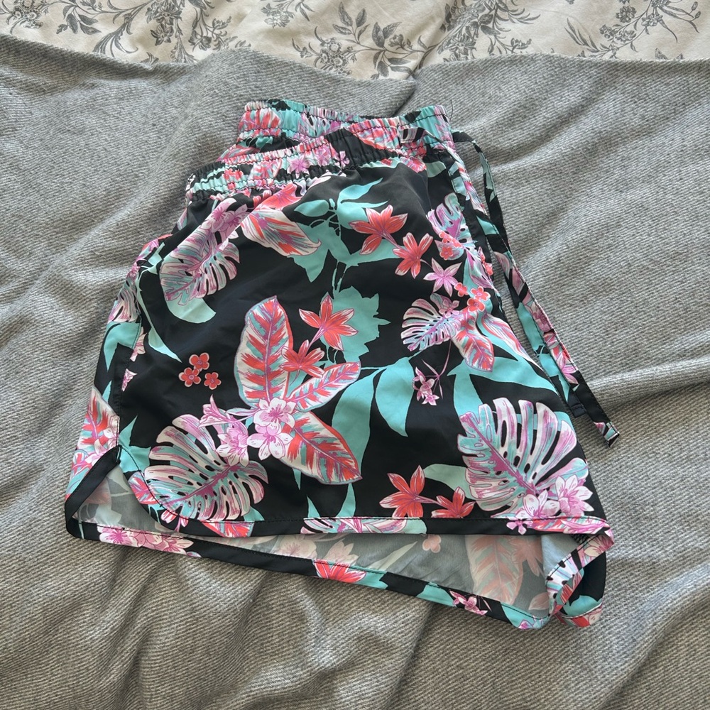Swim shorts
